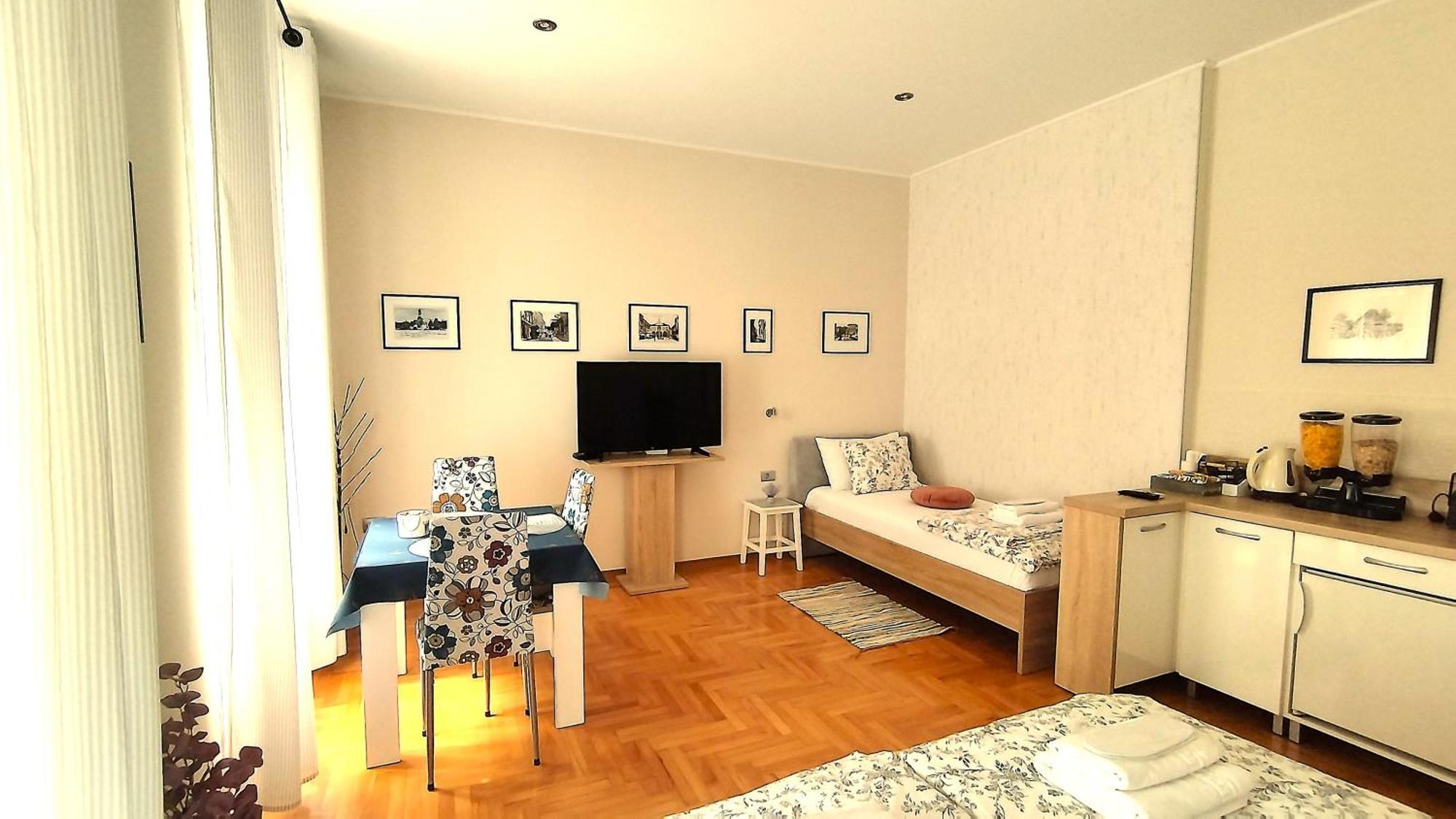Lavender - City Room With Free Parking Pula Luaran gambar