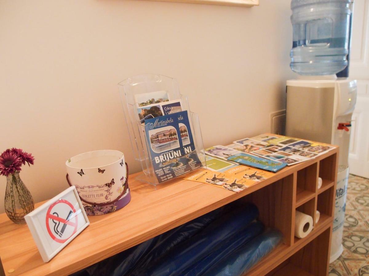 Lavender - City Room With Free Parking Pula Luaran gambar